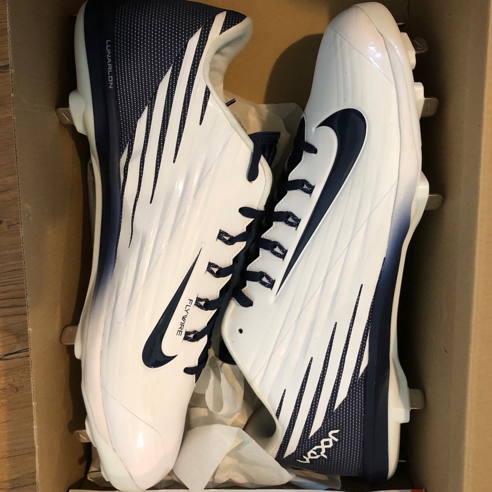 Nike Flywire Vapor Pro Baseball Cleats